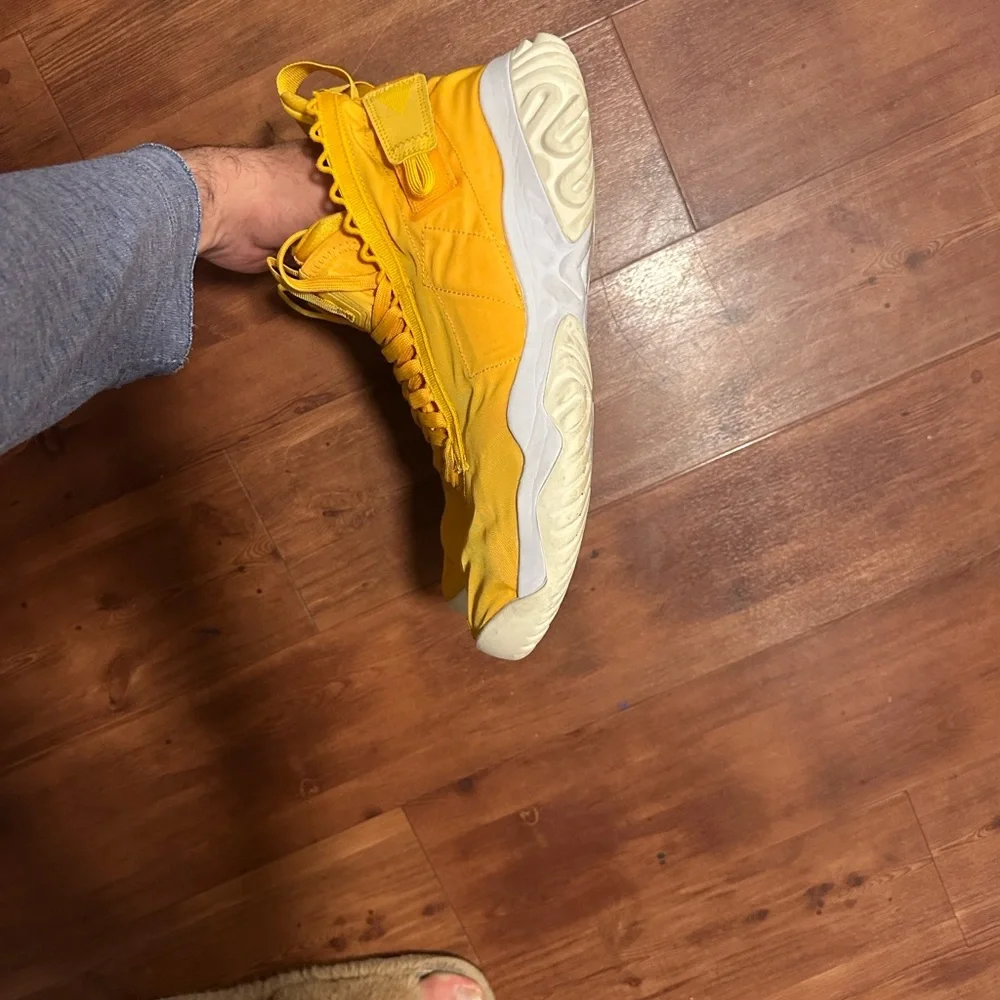 Nike Yellow High-Top Athletic Sneakers - Picture 3 of 4